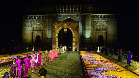 gateway of india dior show|christian Dior show.